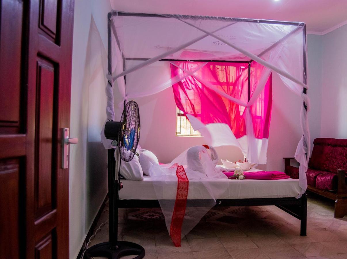 Kilimanjaro Summit Lodge Moshi Esterno foto